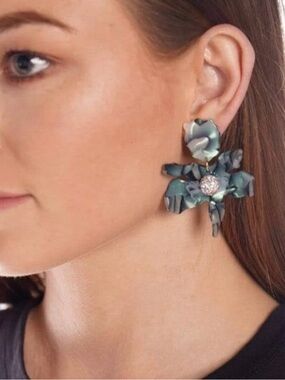 Lele Sadoughi Small Crystal Lily Earrings in Green Mother of Pearl